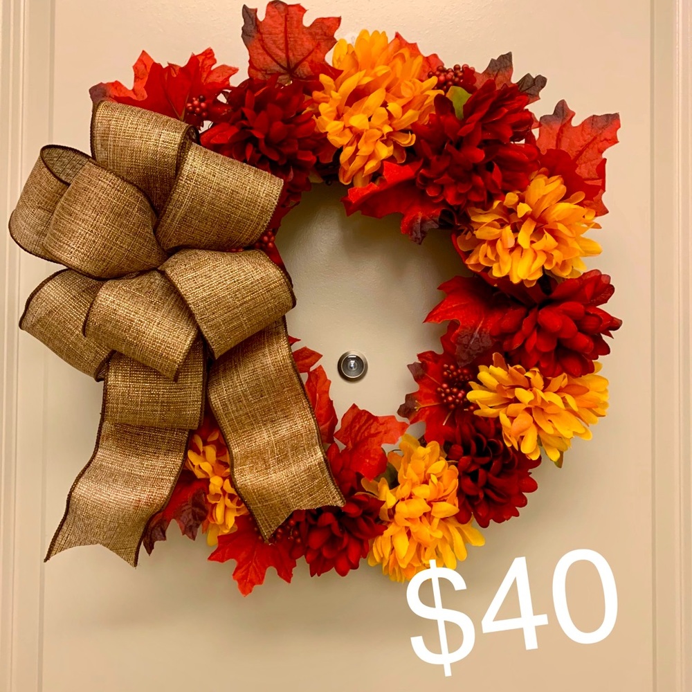 Beautiful 14 inch, Handmade Fall Mum Wreath